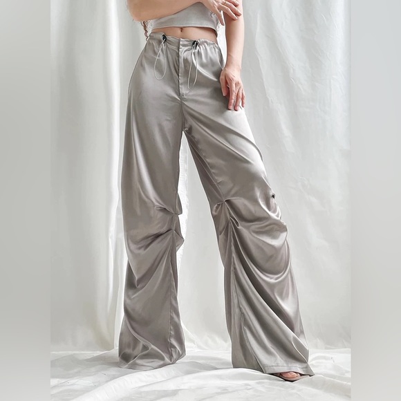 Heather Grey Silver Wide Satin Pant With Adjustable Cinch Ties - Picture 5 of 12